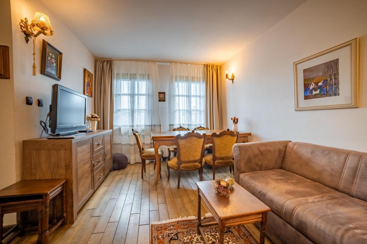 Four Riders Guest House Veliko Tarnovo Luaran gambar
